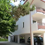 Villa Albaluisa